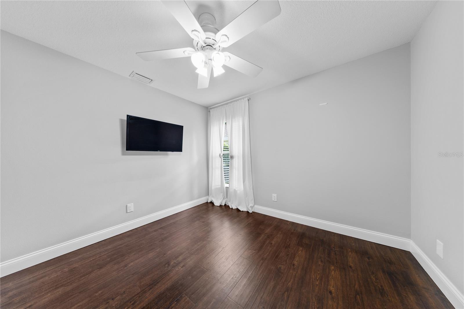 766 Andover Cir Property Photo 40