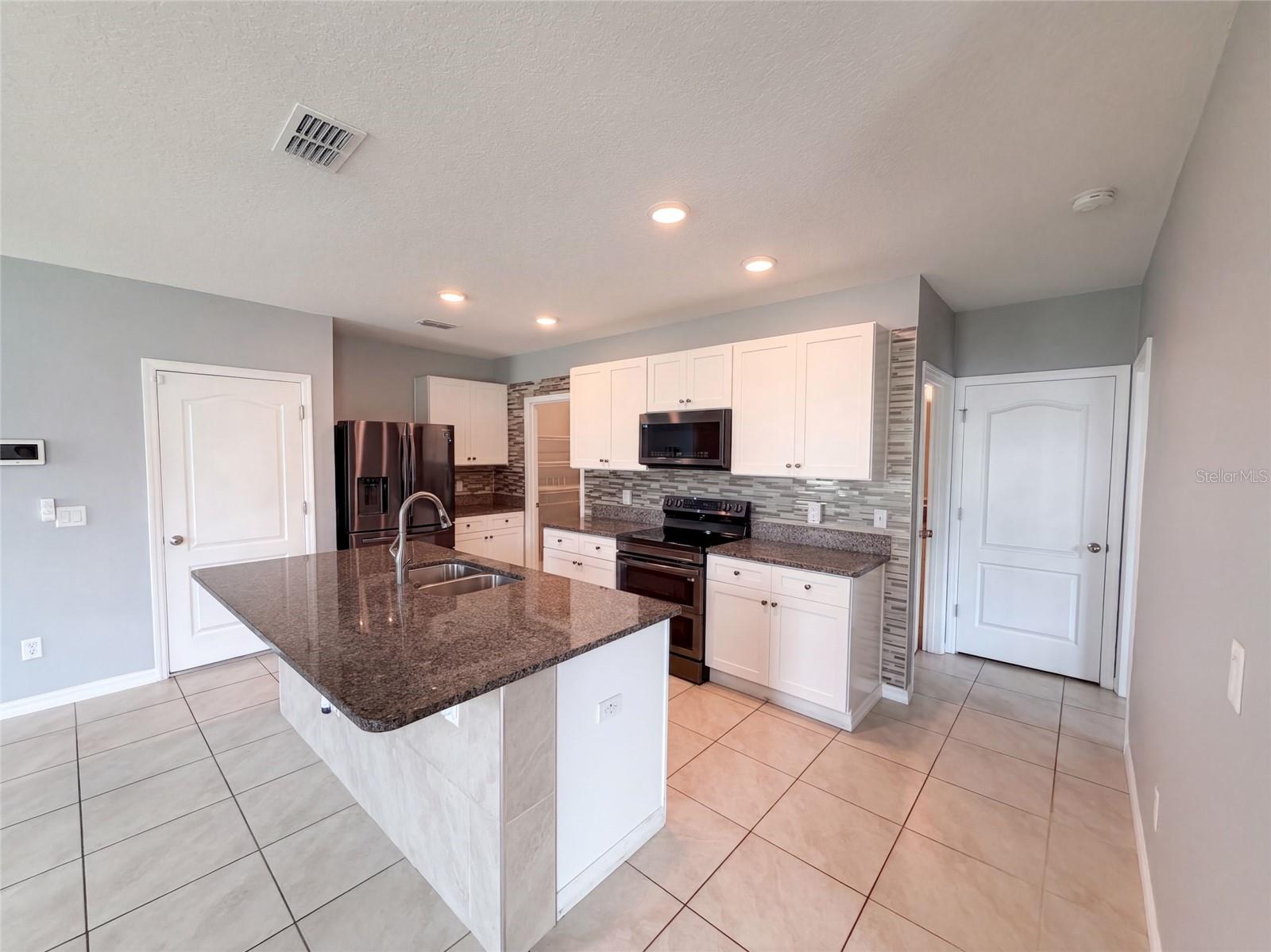 3074 Timber Hawk Cir Property Photo 2