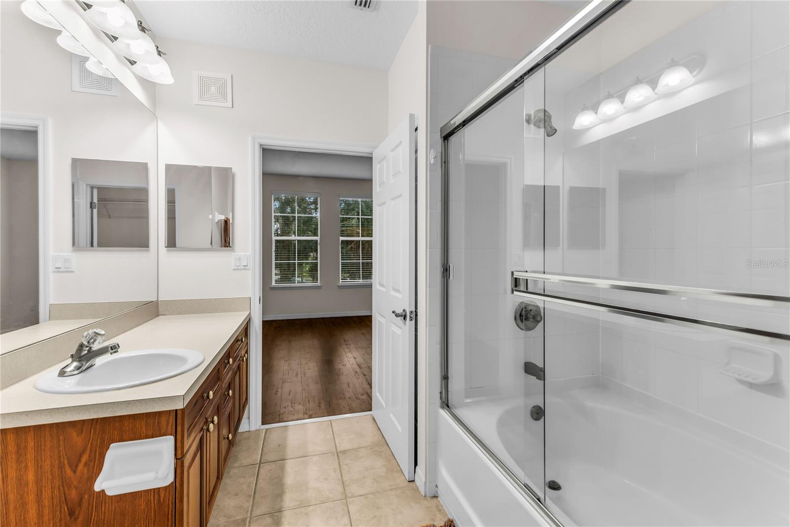 11446 Jasper Kay Terrace #202 Property Photo 18