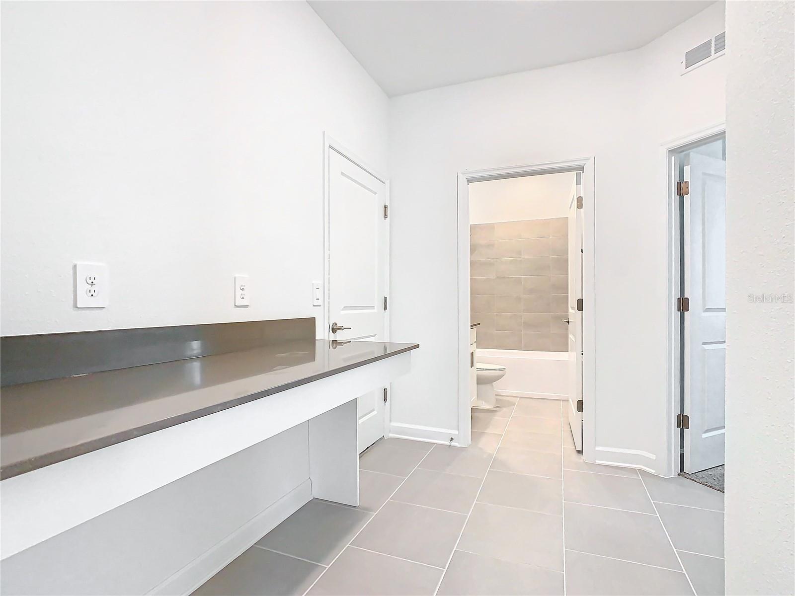 5792 Stephens Rd Property Photo 36