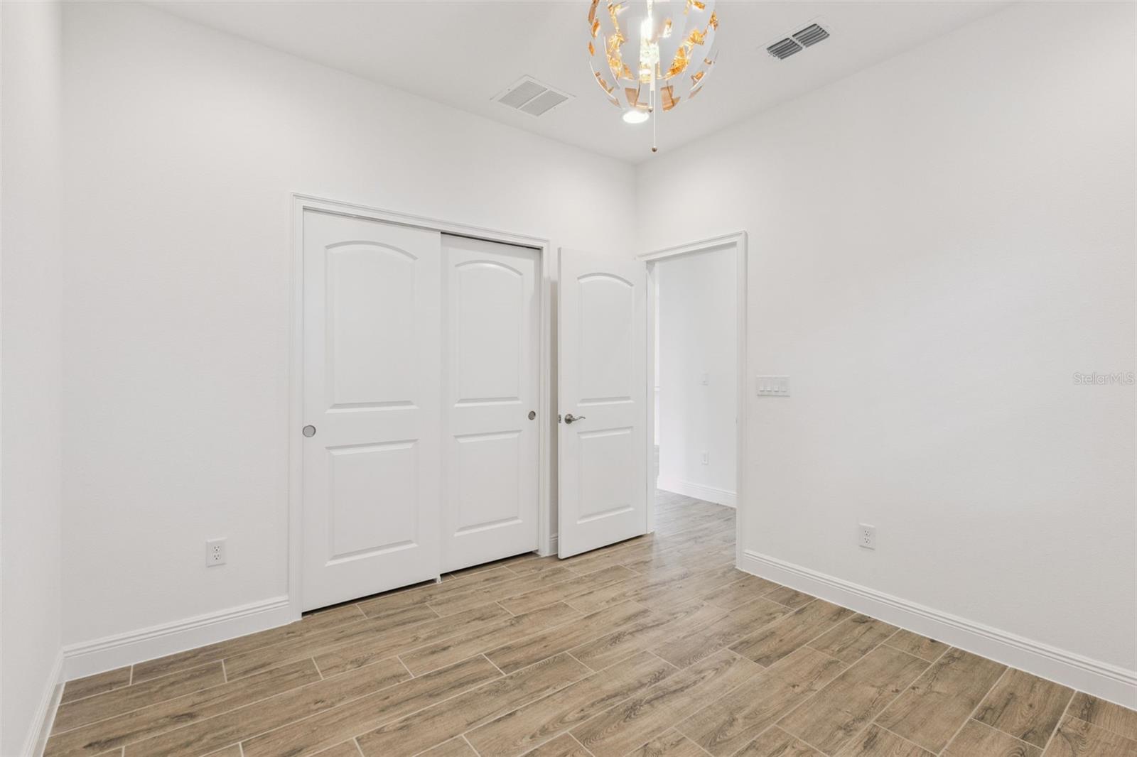 3200 Oxbow Ct Property Photo 27