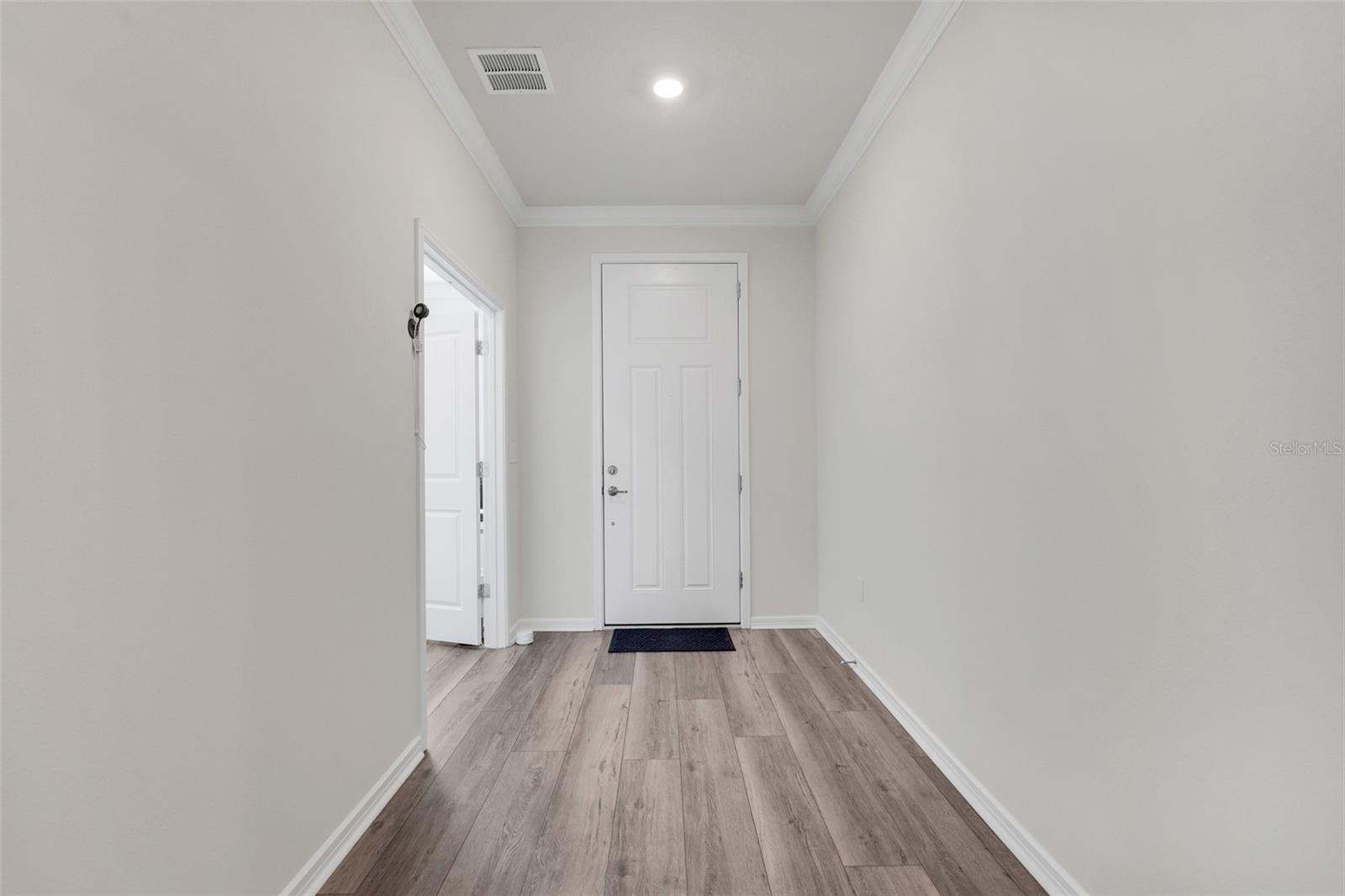 4540 Gliding Wave St Property Photo 5