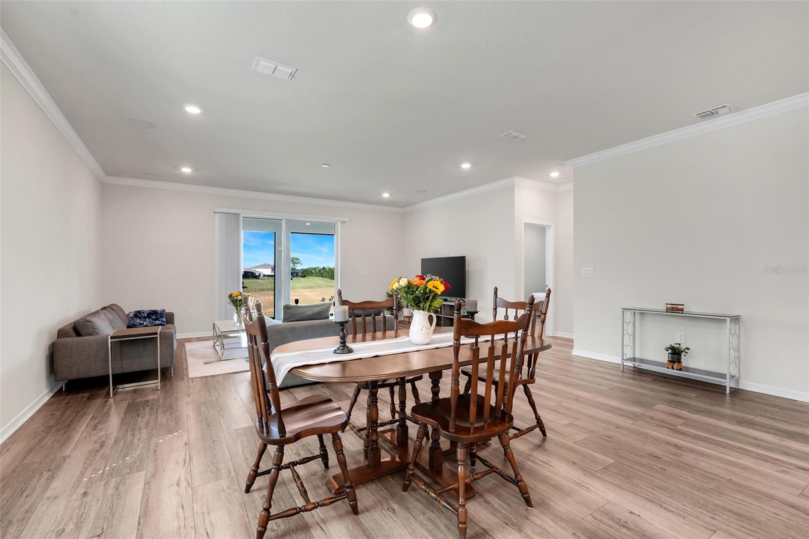4540 Gliding Wave St Property Photo 14
