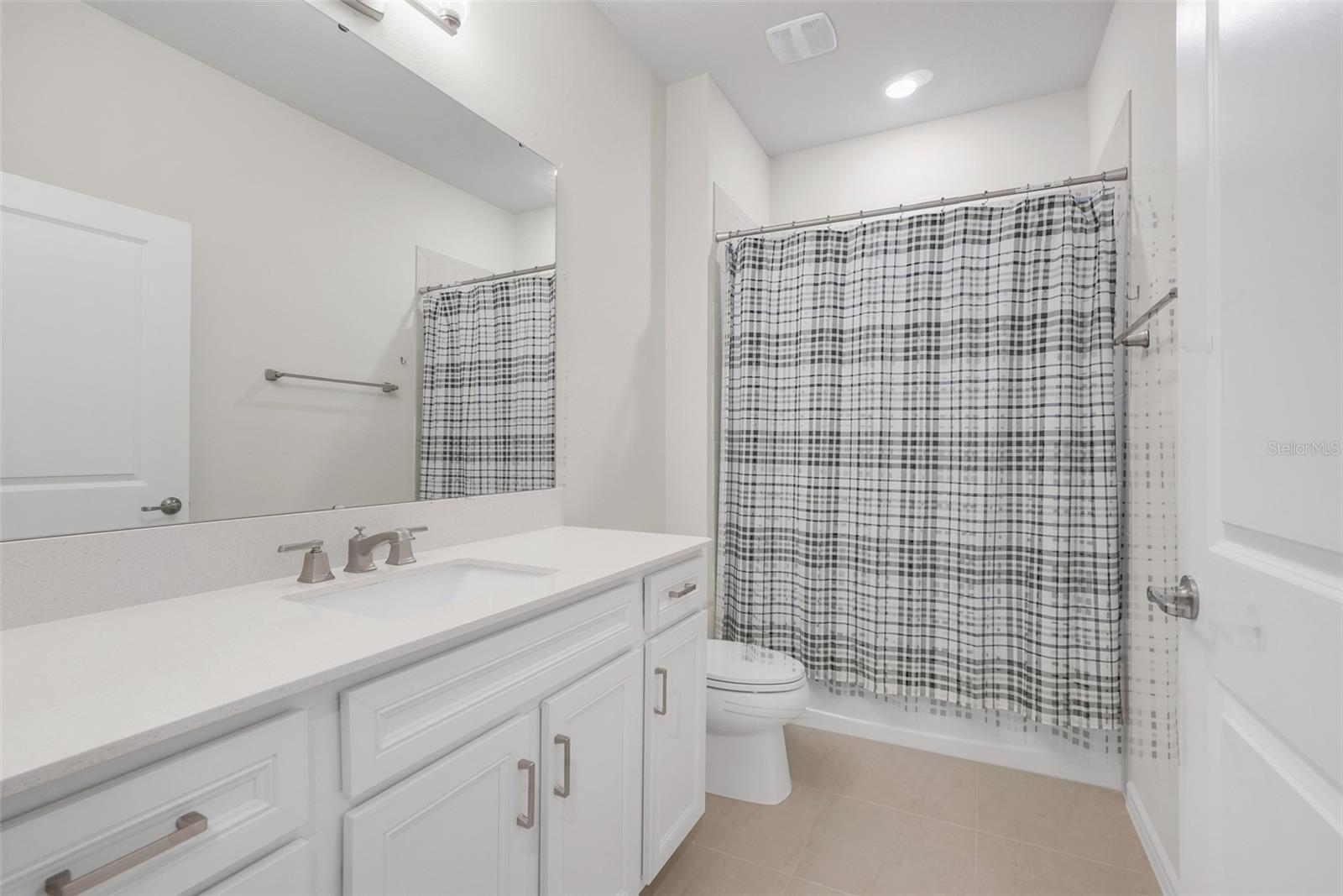 4540 Gliding Wave St Property Photo 27