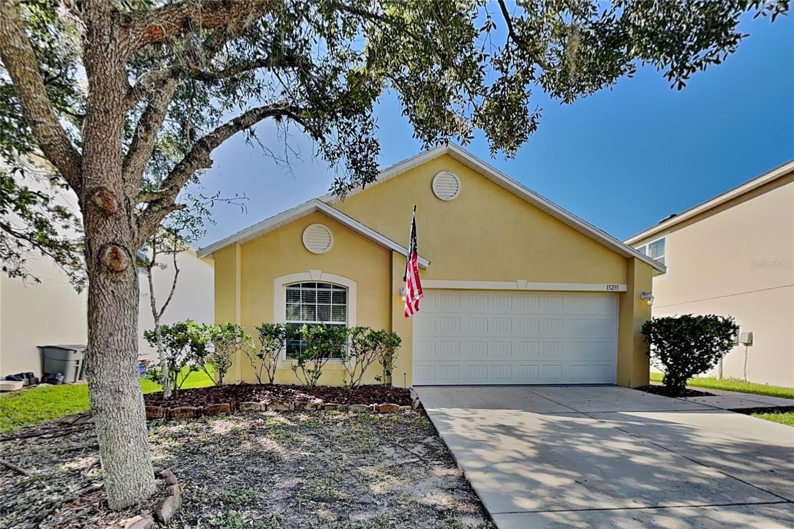 O6442262 Property Photo 1