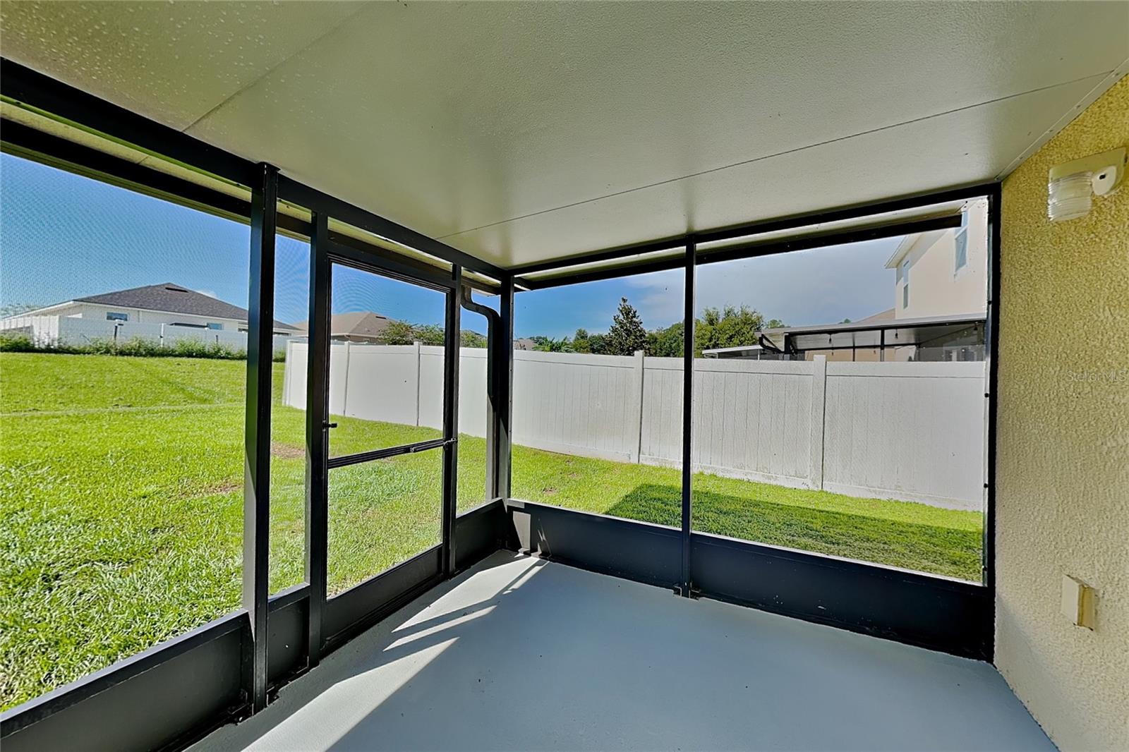 O6442262 Property Photo 16