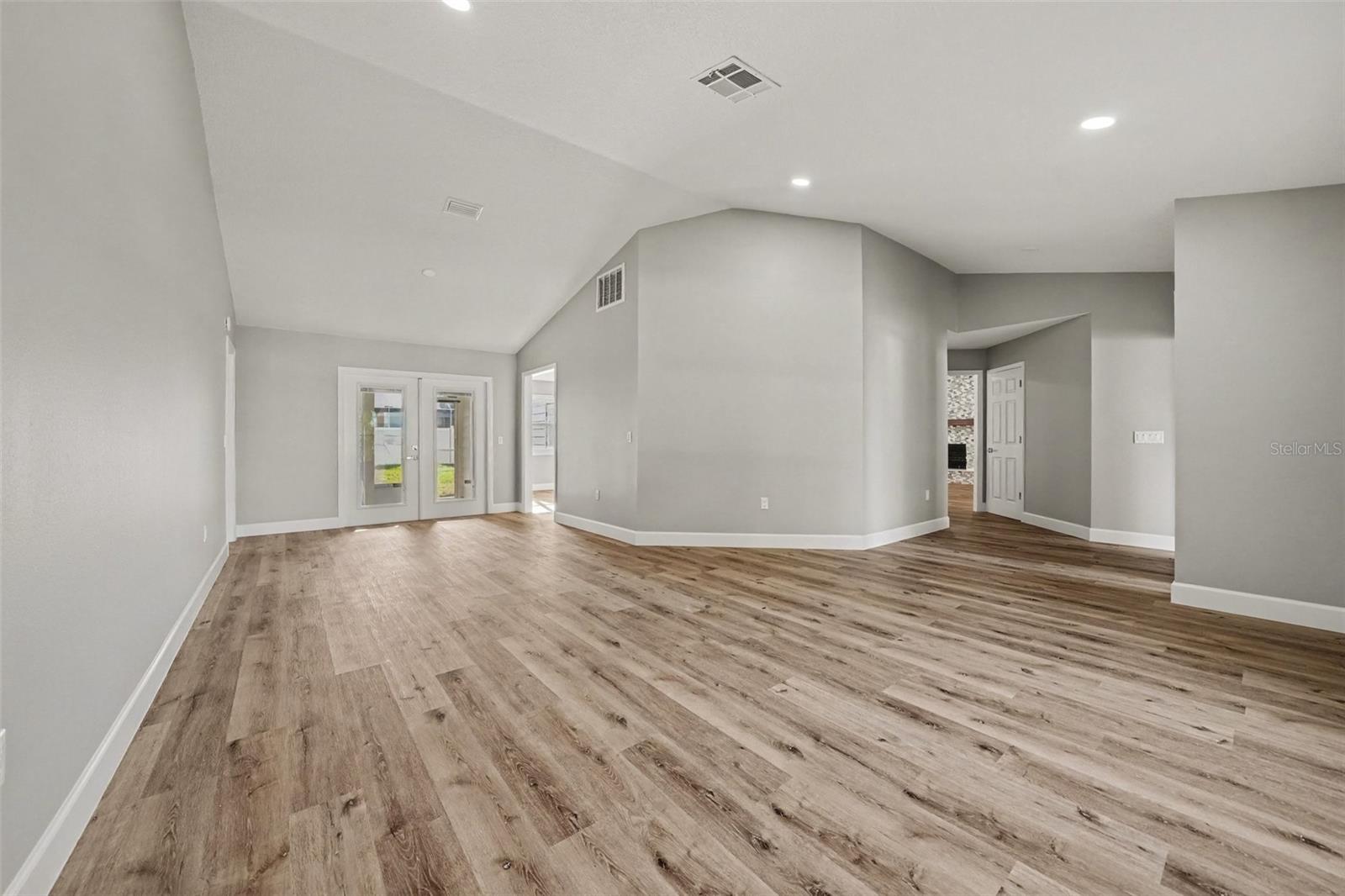 33608 Overton Dr Property Photo 8