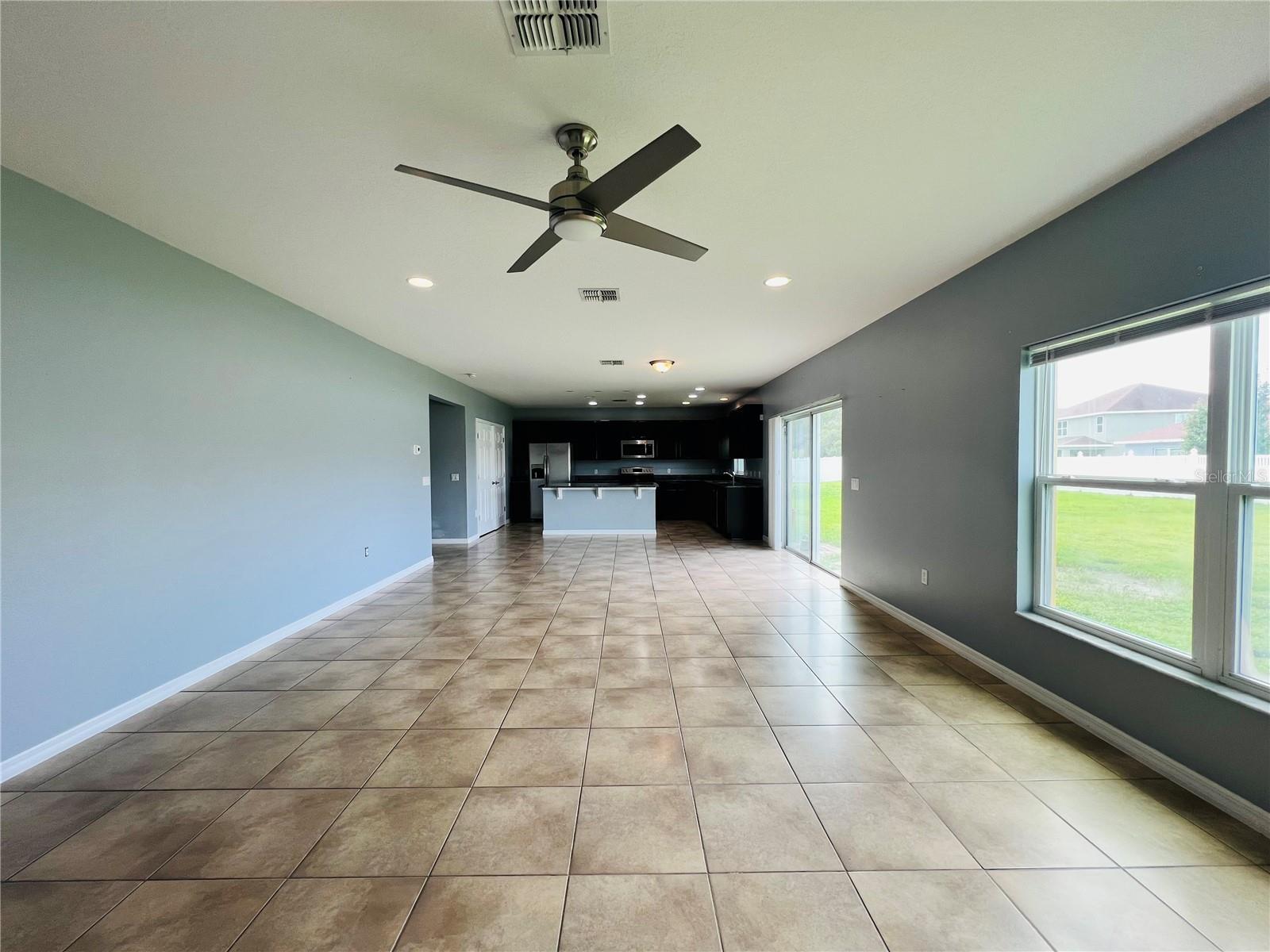 2352 Levante Ct Property Photo 5