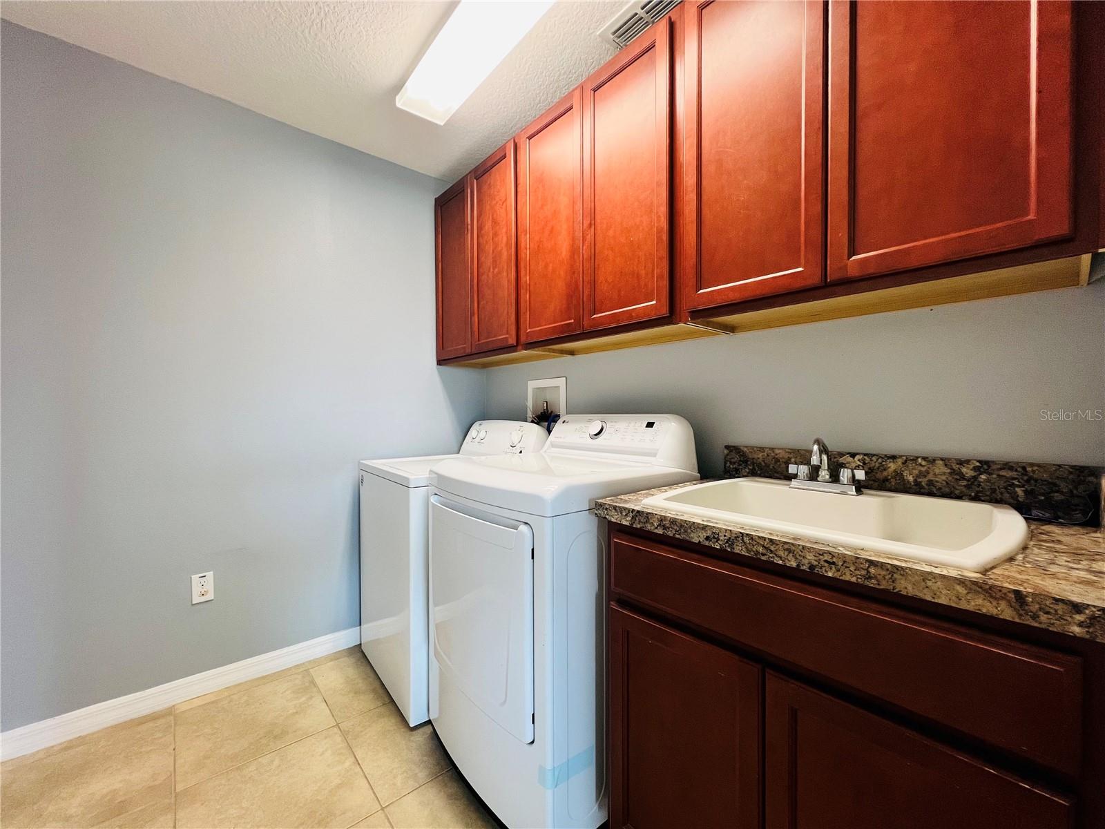 2352 Levante Ct Property Photo 20