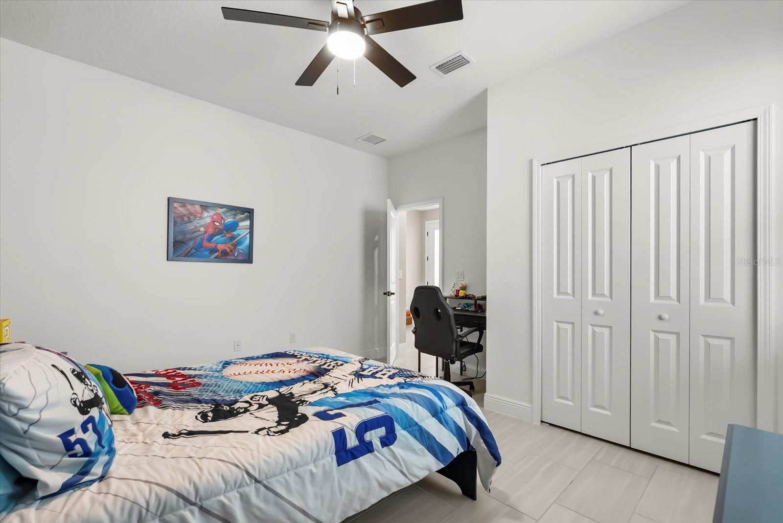 2124 Keystone Pass Blvd Property Photo 20