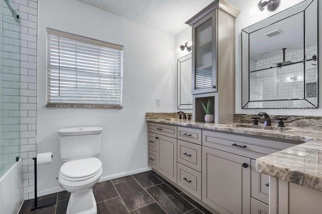 2572 Fifeshire Dr Property Photo 27