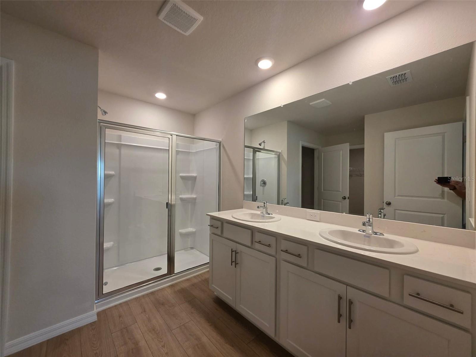 11925 Mountain Island Trl Property Photo 12