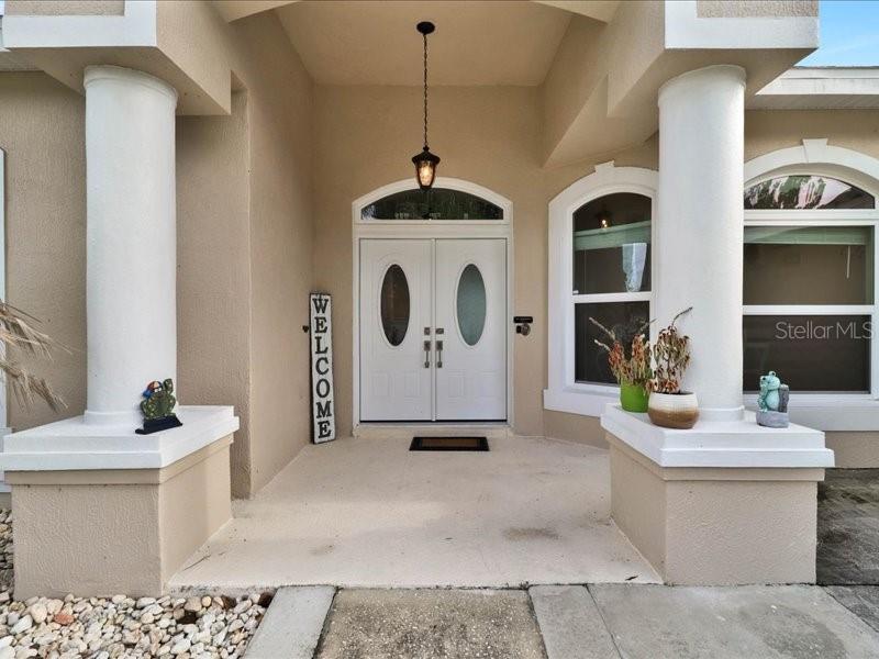 247 Westwind Dr Property Photo 4