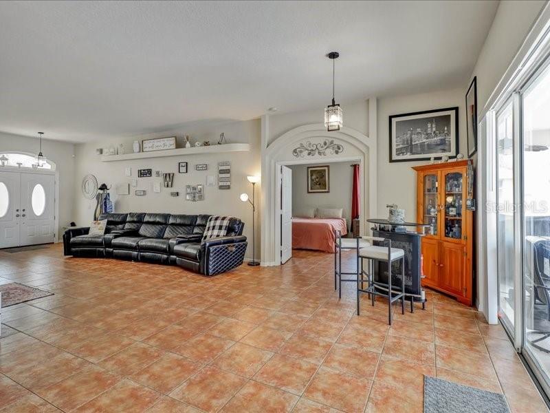 247 Westwind Dr Property Photo 10