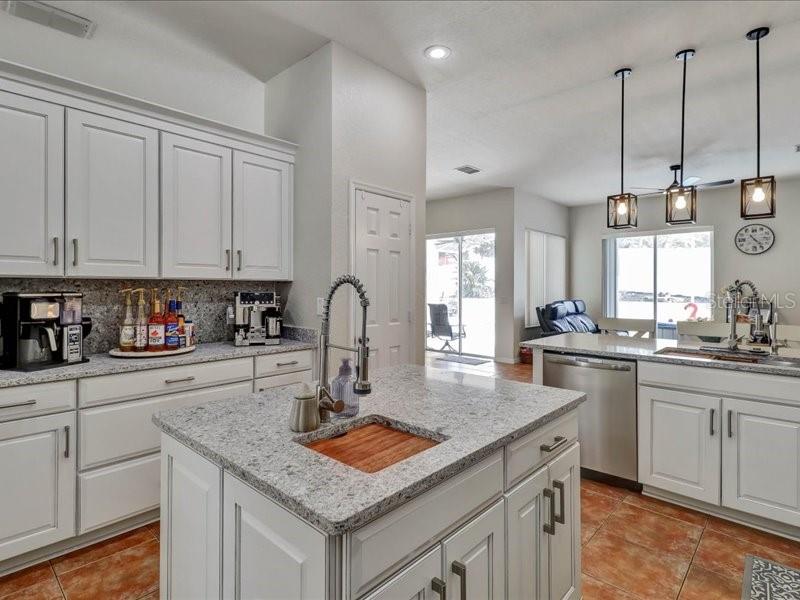247 Westwind Dr Property Photo 19