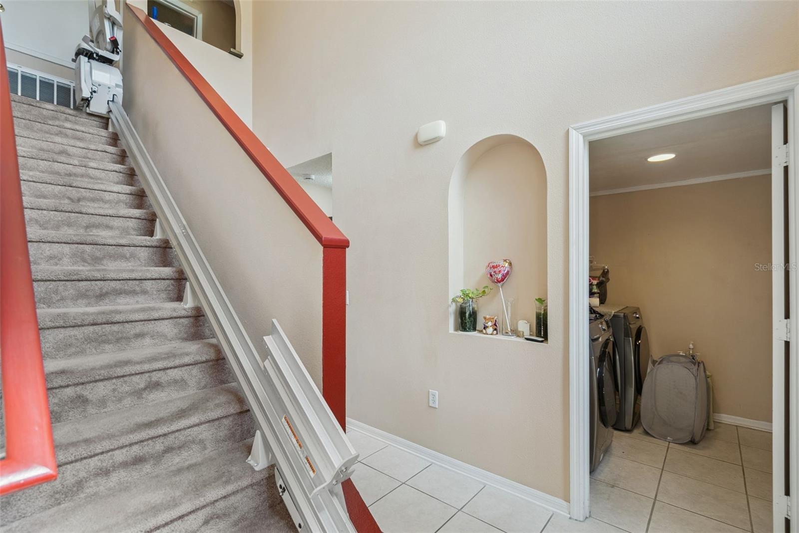 2790 Sanger Ter Property Photo 6