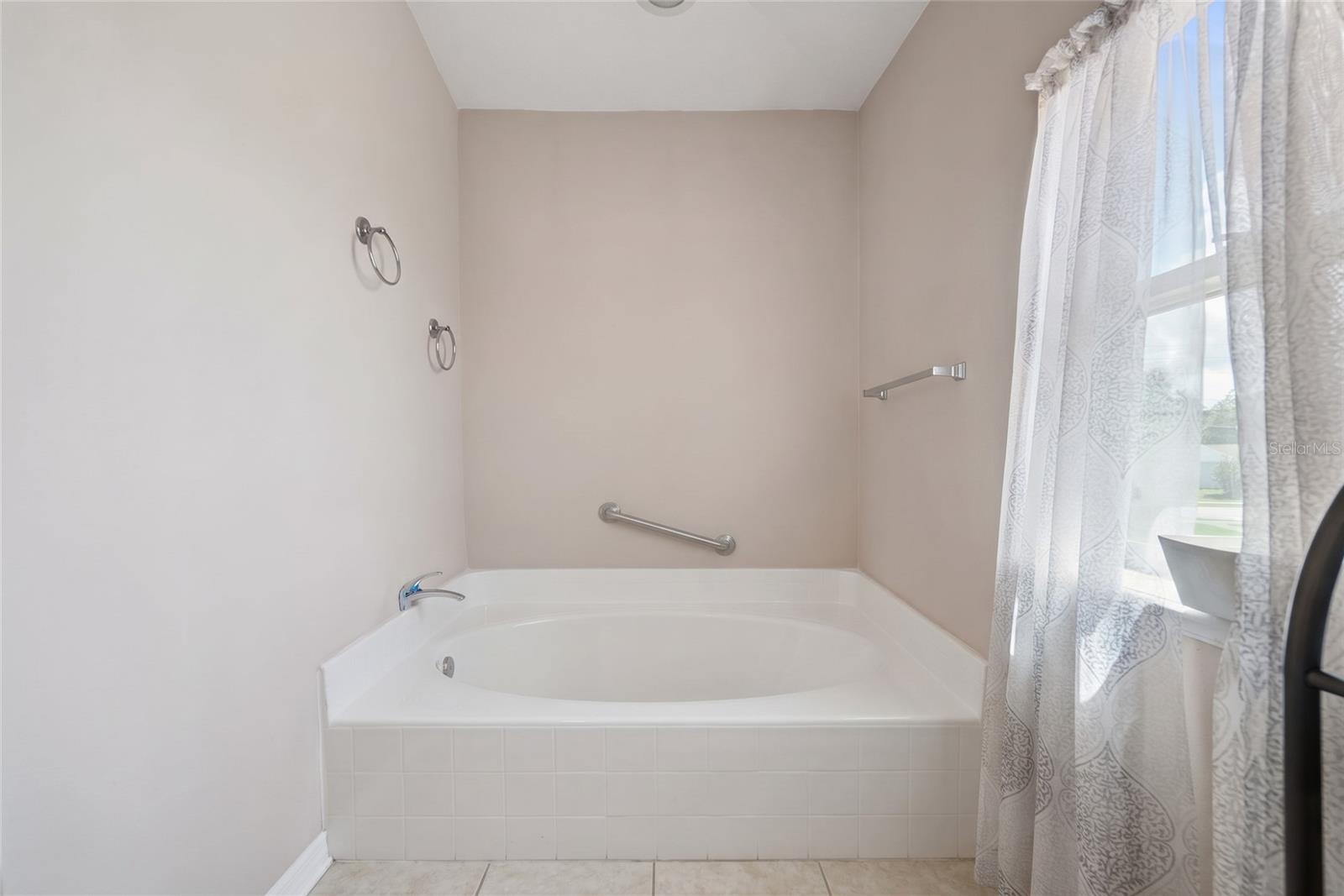 2790 Sanger Ter Property Photo 22
