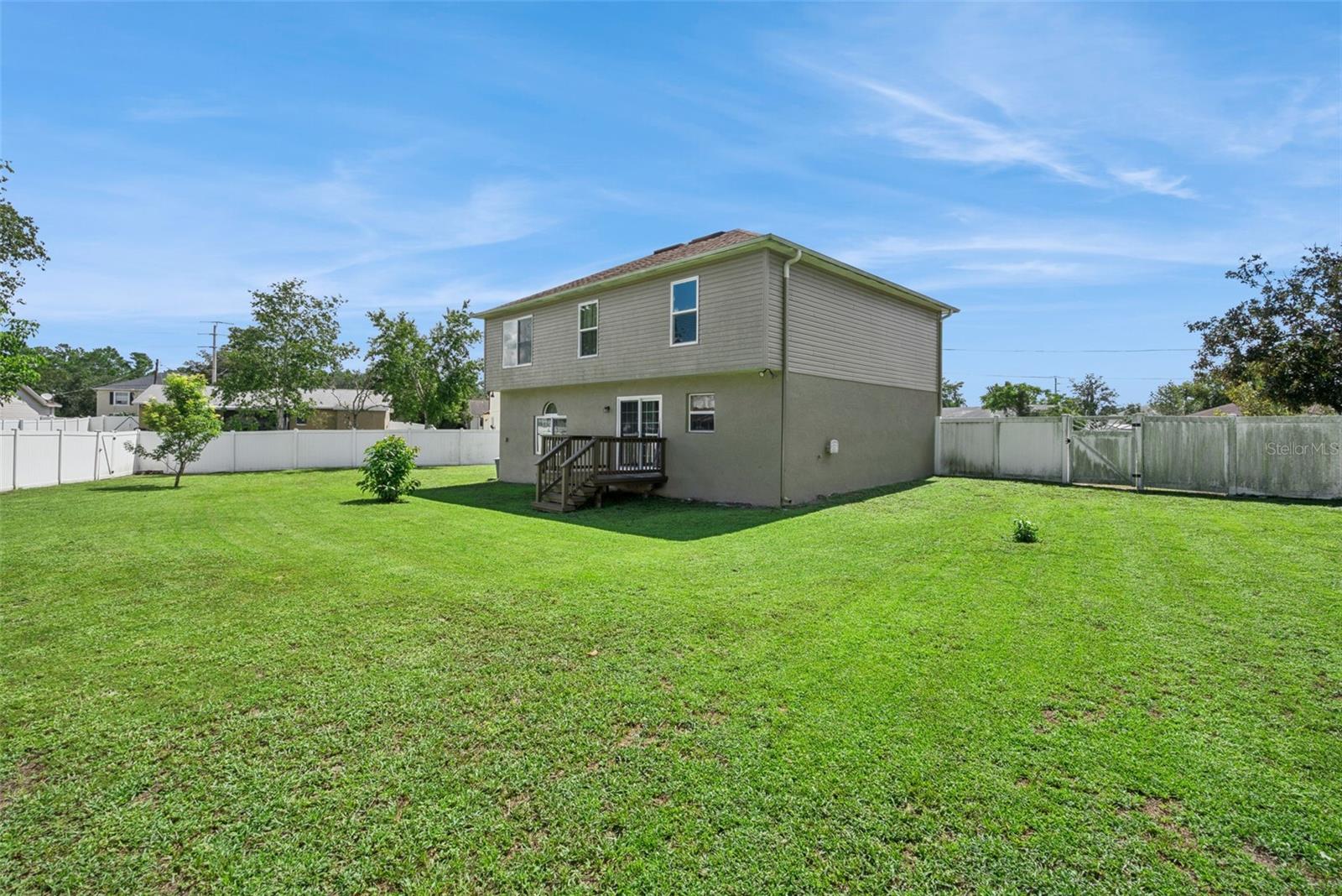 2790 Sanger Ter Property Photo 36