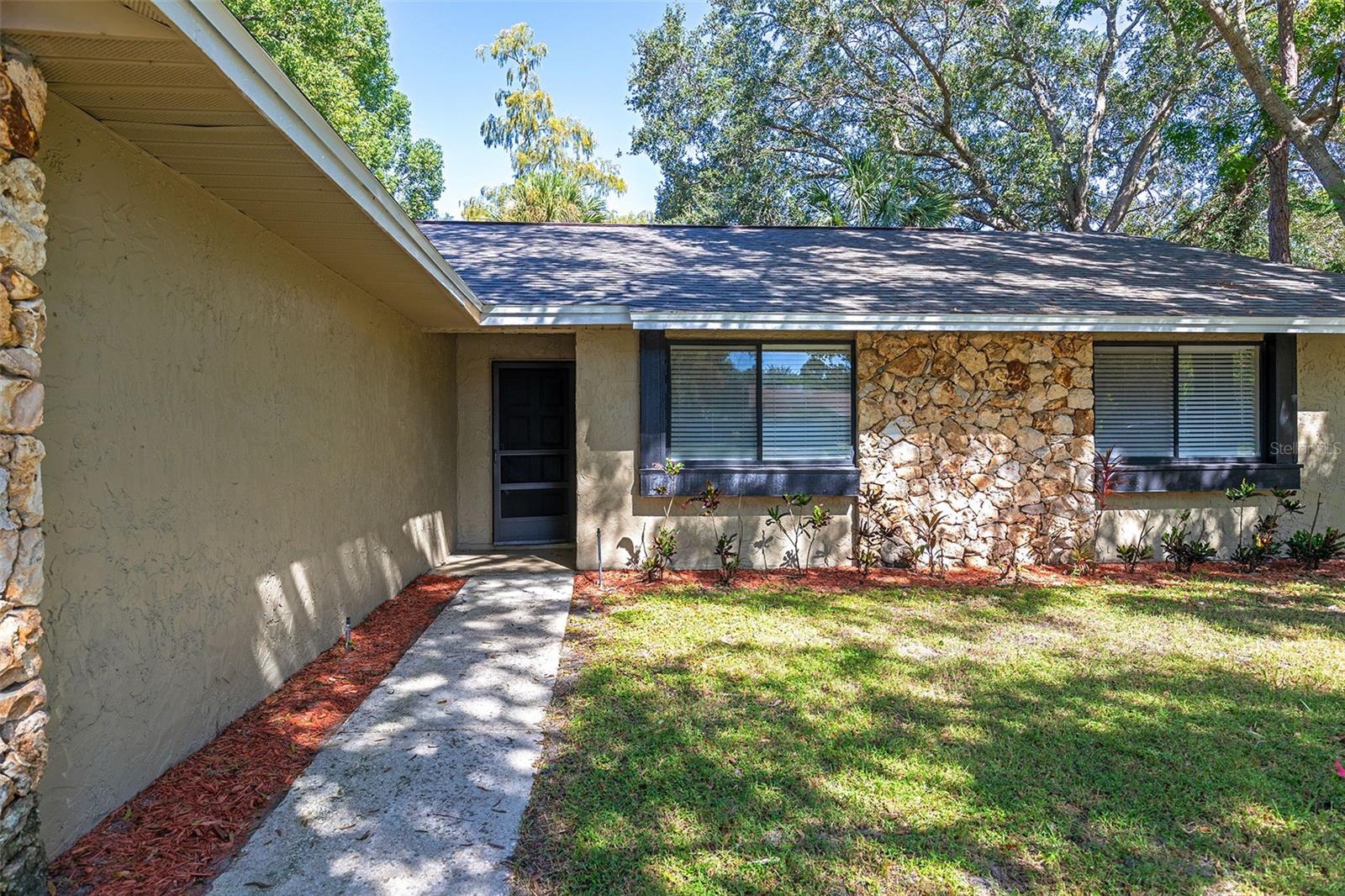 7716 Ligonier Ct Property Photo 3