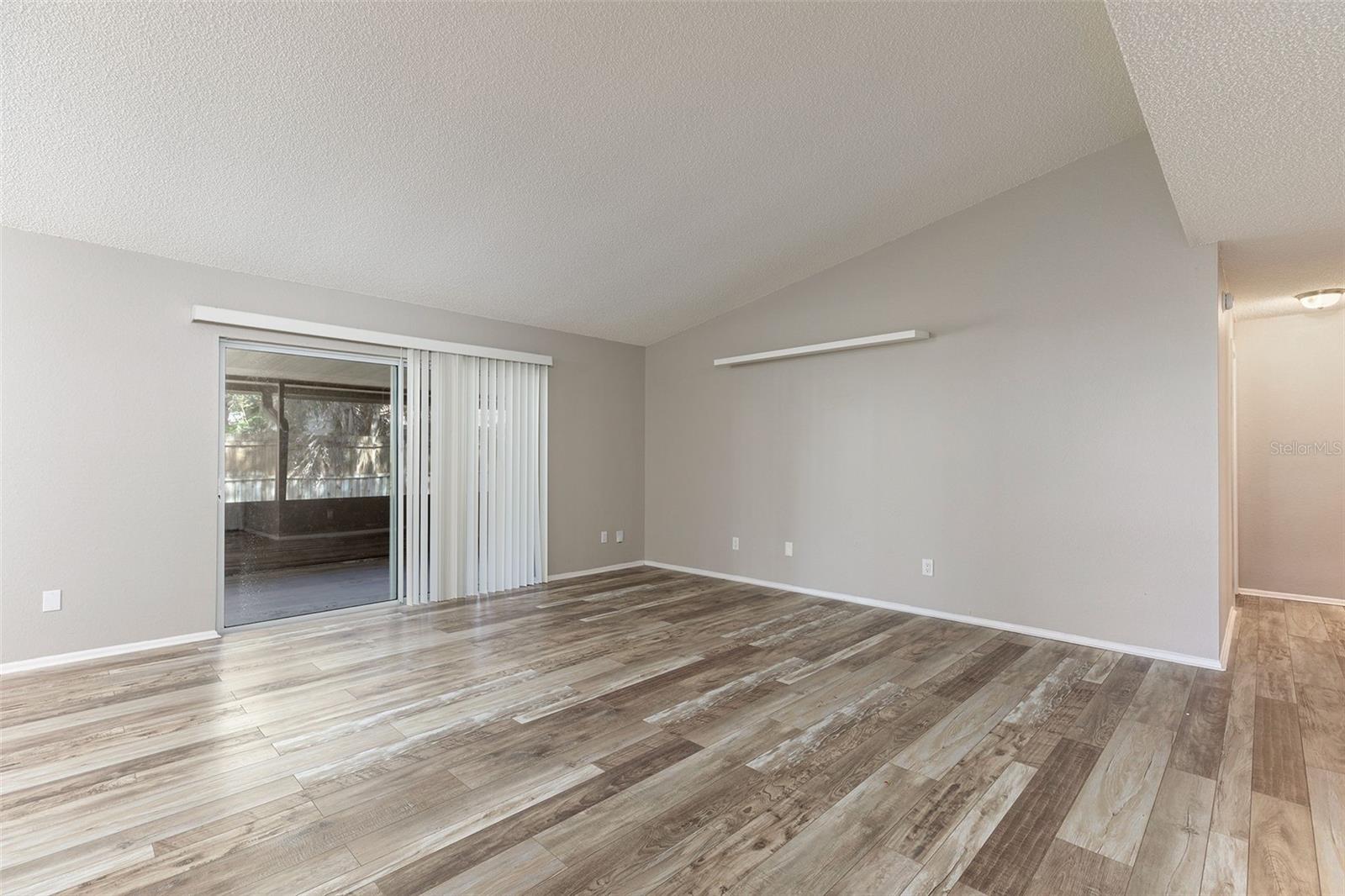7716 Ligonier Ct Property Photo 4