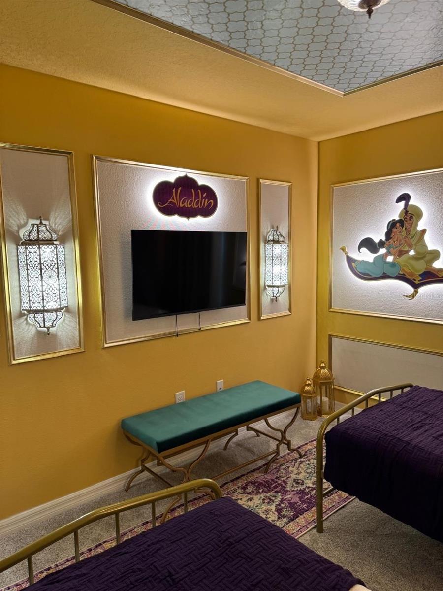 15882 Cape Coral Loop Property Photo 9