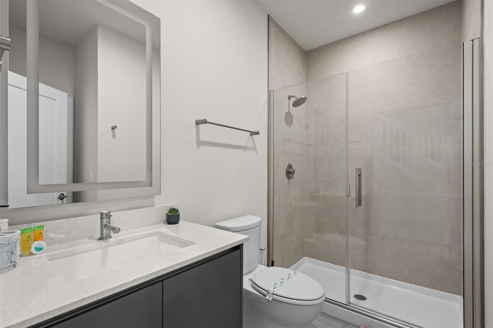 1453 Serendipity Ln Property Photo 8