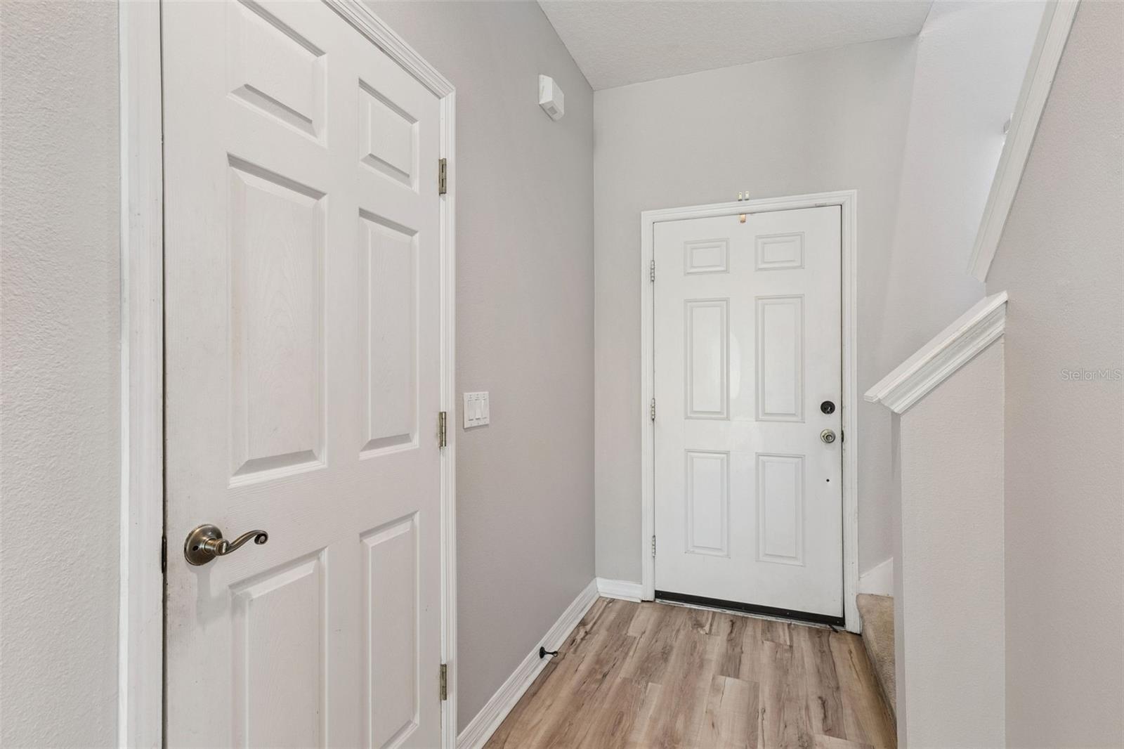 512 Pinebranch Cir Property Photo 12