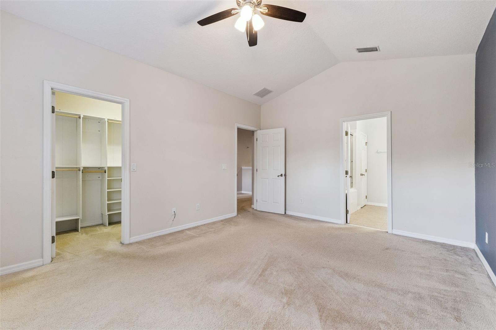 512 Pinebranch Cir Property Photo 20
