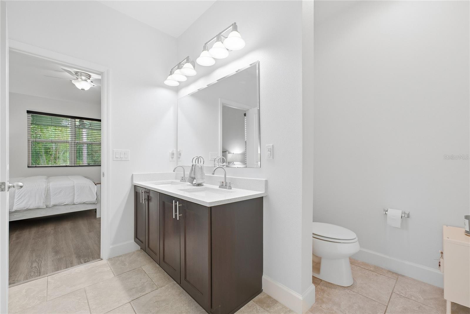 2301 Avellino Ave Property Photo 21