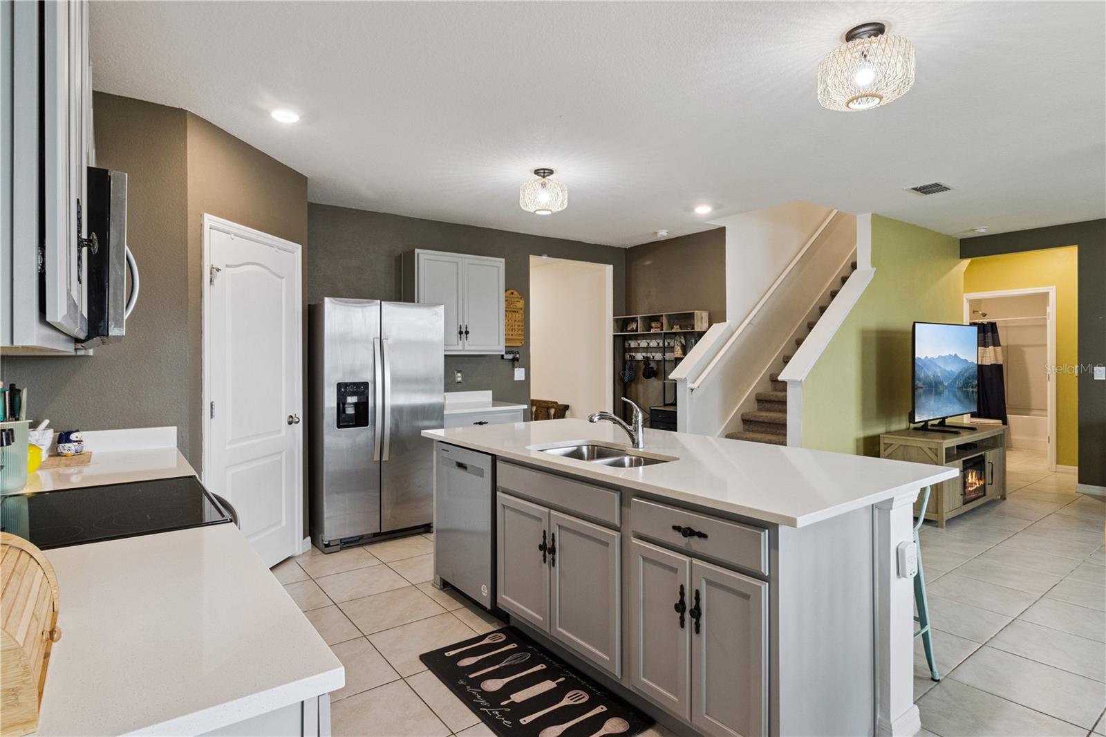 4009 Grey Heron Loop Property Photo 13