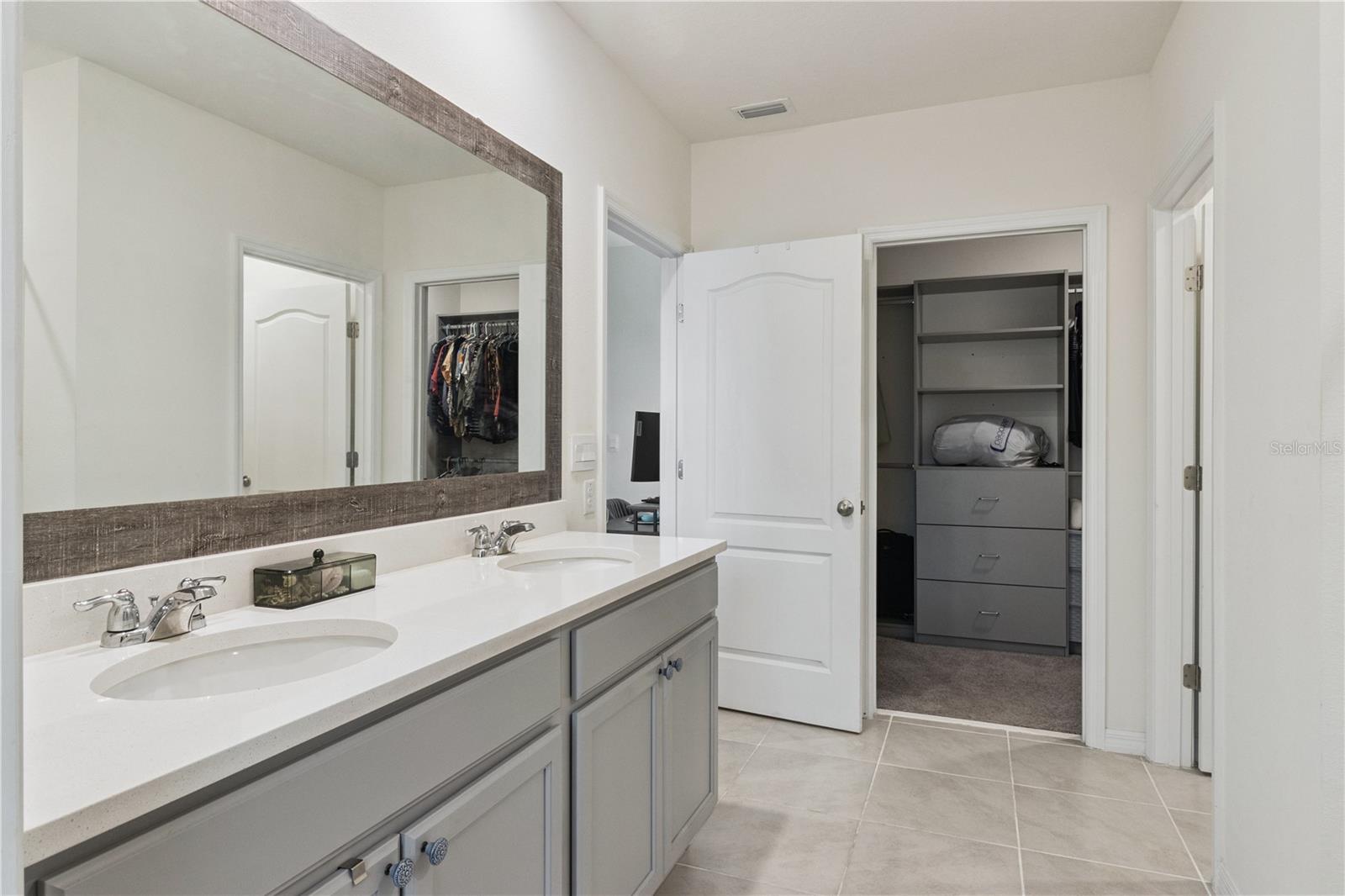 4009 Grey Heron Loop Property Photo 27