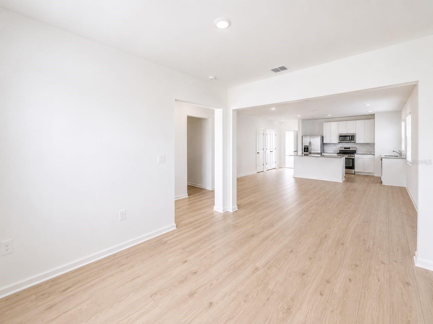 5115 Loyalty Dr Property Photo 3