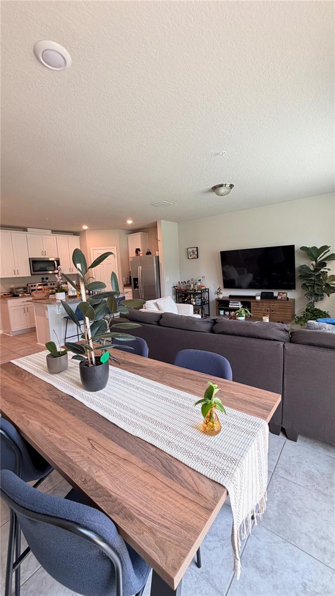 1434 Sage Bush St Property Photo 5
