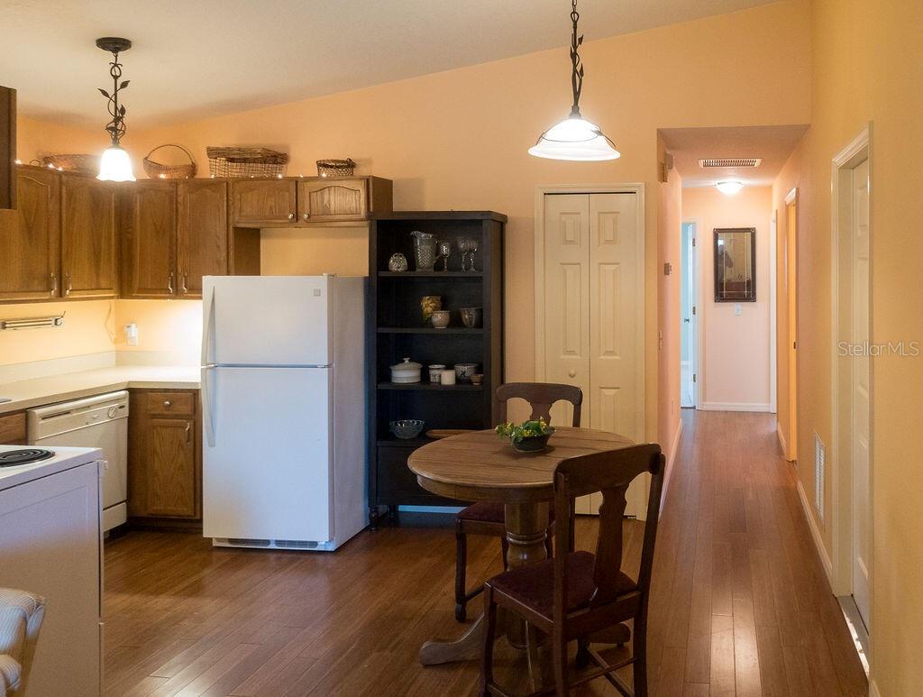 2672 Winchester Cir Property Photo 7