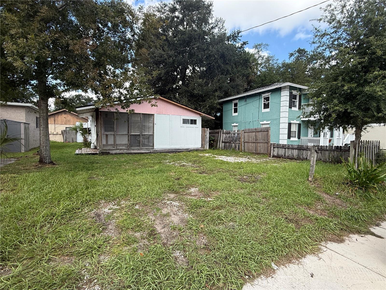 18 S PRIMROSE DR Property Photo 1