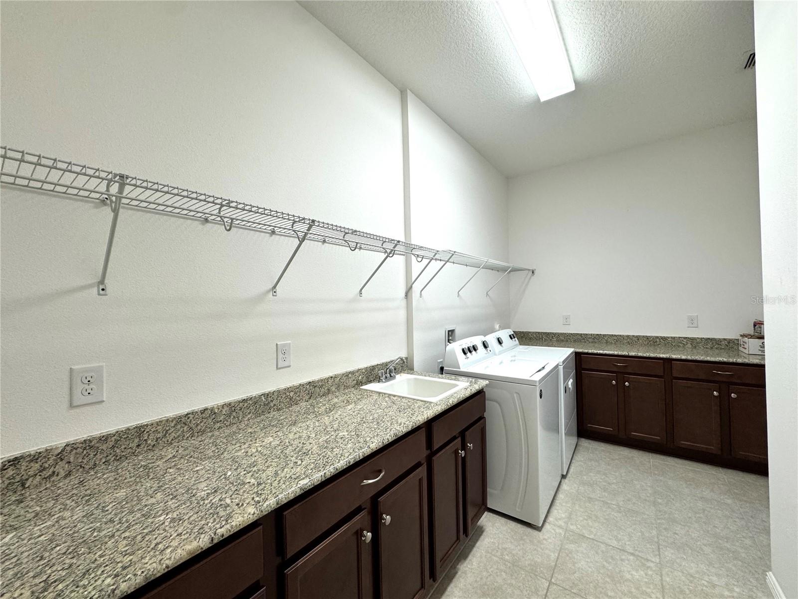 2388 Datura Loop Property Photo 22
