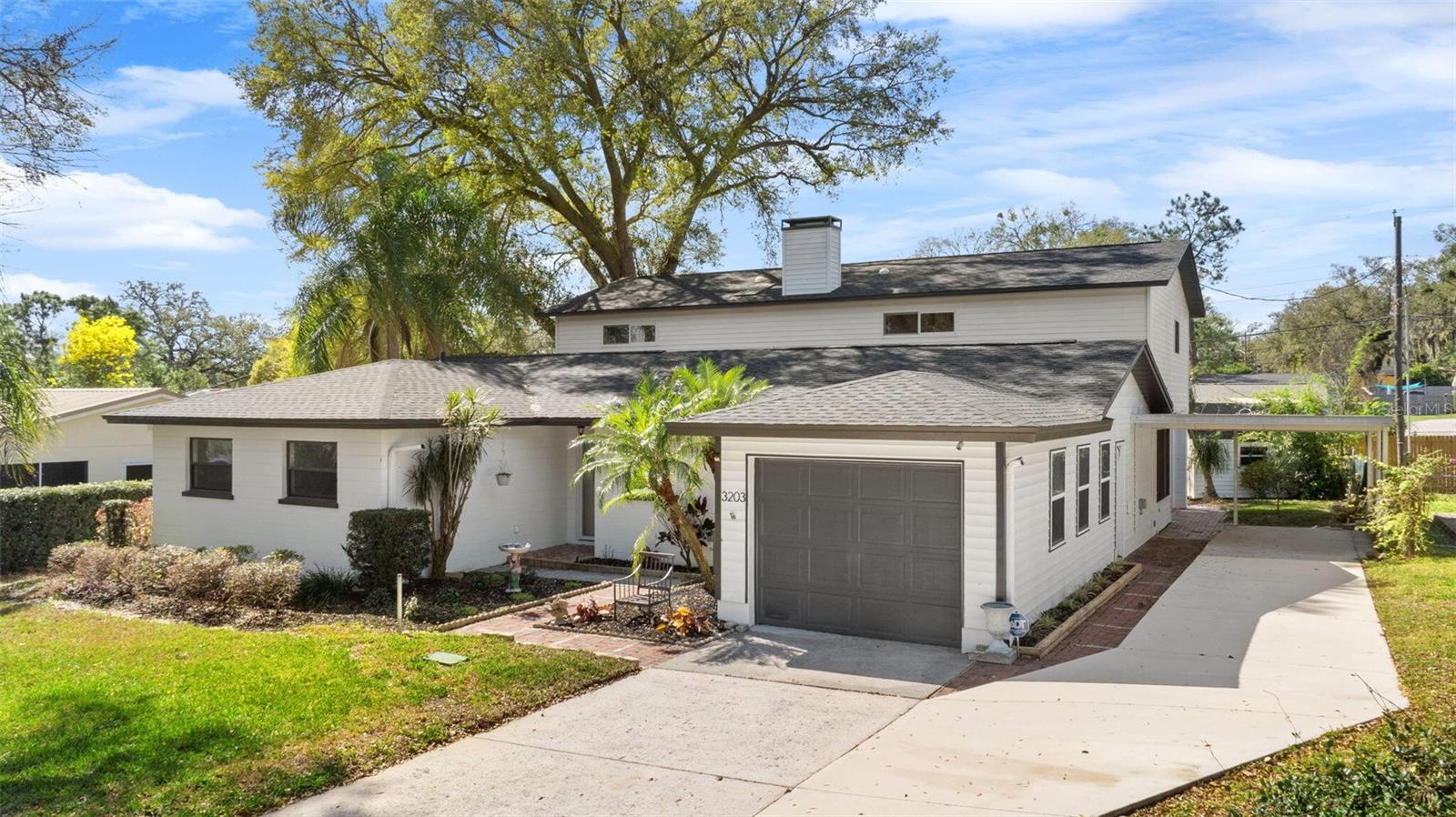 3203 S Polk Ave Property Photo 1