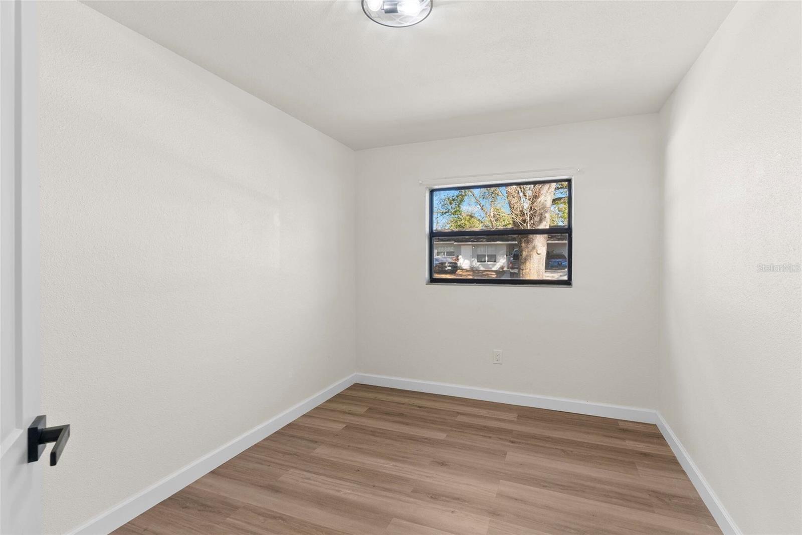 3203 S Polk Ave Property Photo 20
