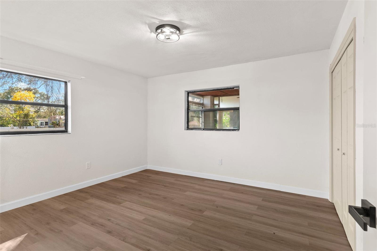 3203 S Polk Ave Property Photo 22