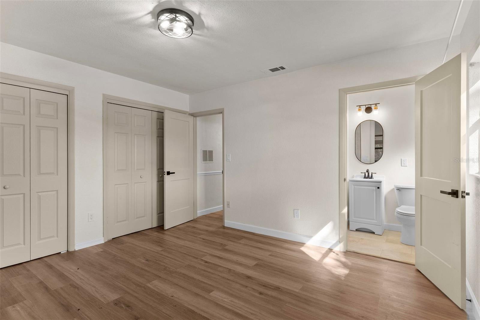 3203 S Polk Ave Property Photo 23