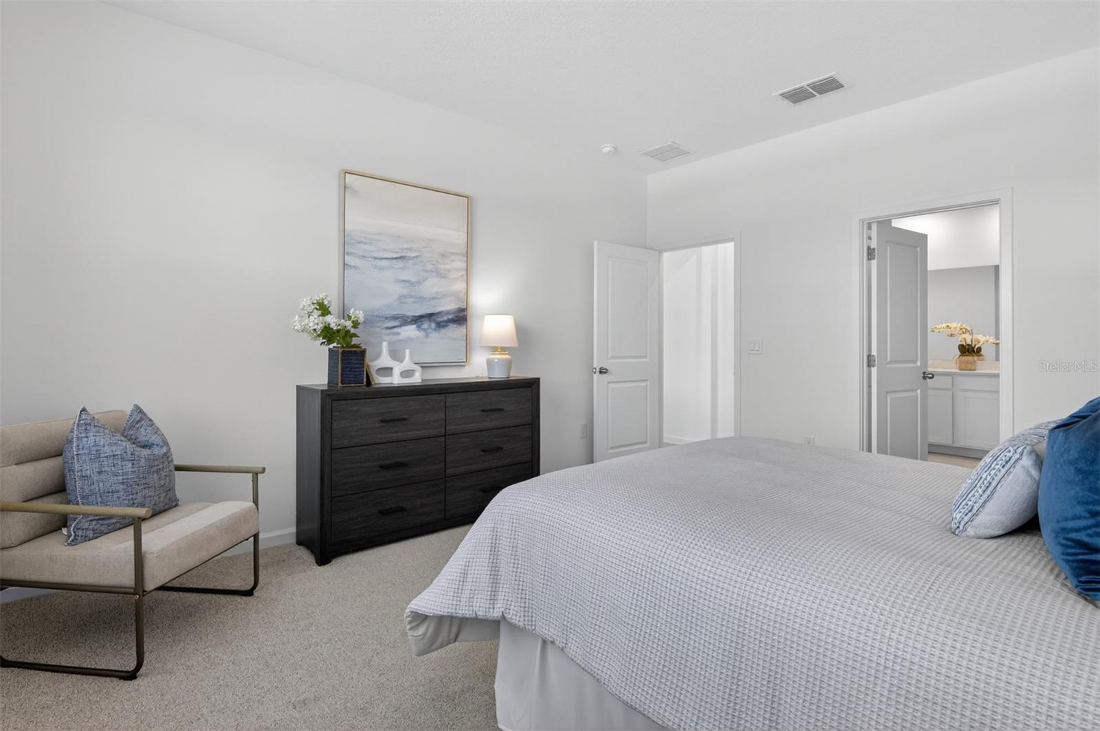 209 Long Wave Way Property Photo 11