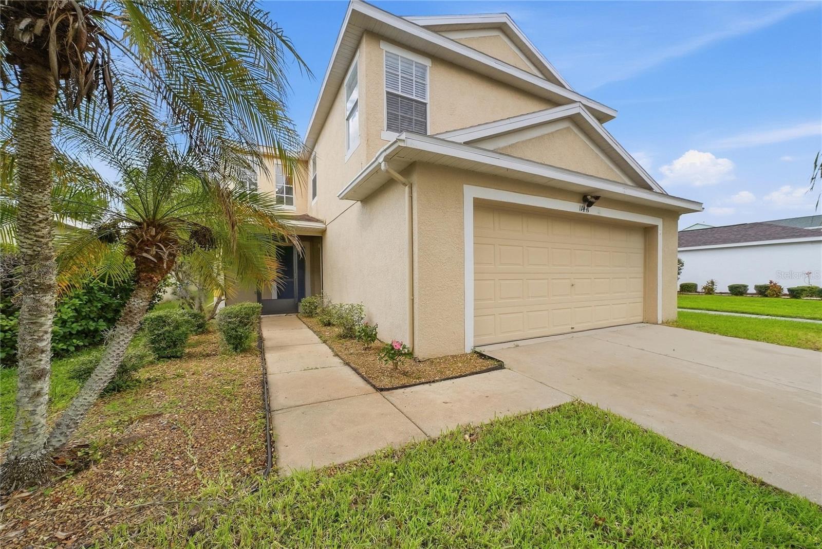 11441 Crestlake Village Property Photo 4