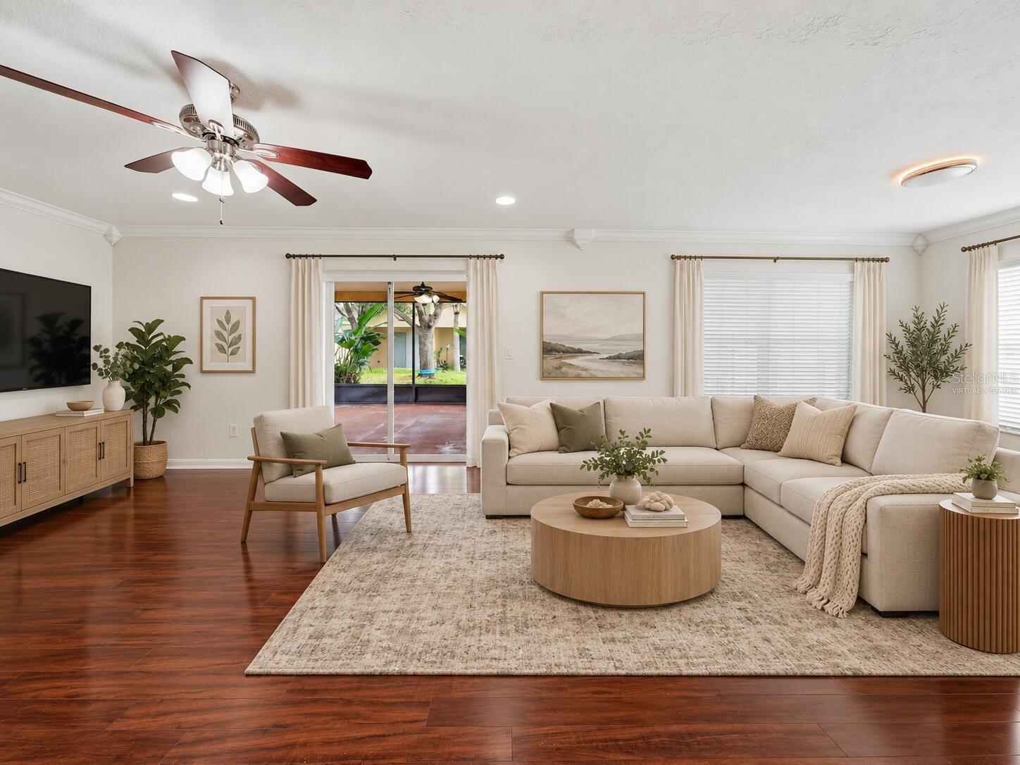 11441 Crestlake Village Property Photo 7