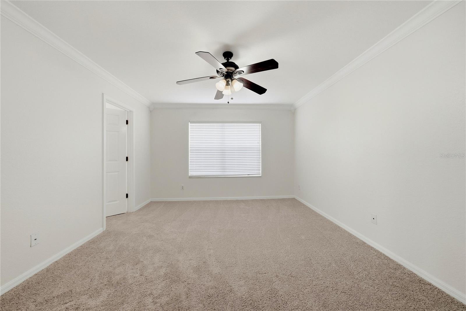 11441 Crestlake Village Property Photo 12