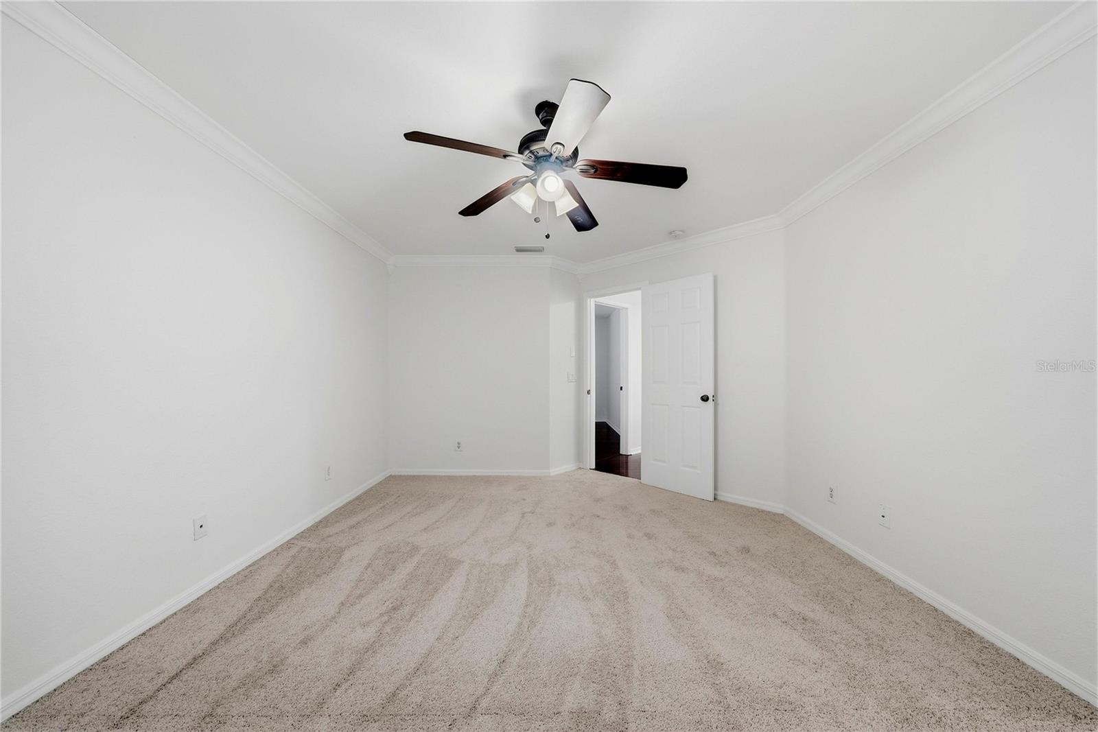 11441 Crestlake Village Property Photo 14
