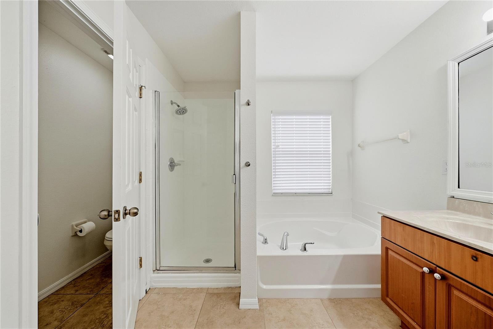 11441 Crestlake Village Property Photo 22