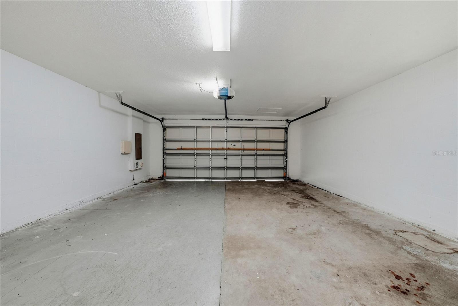 11441 Crestlake Village Property Photo 27