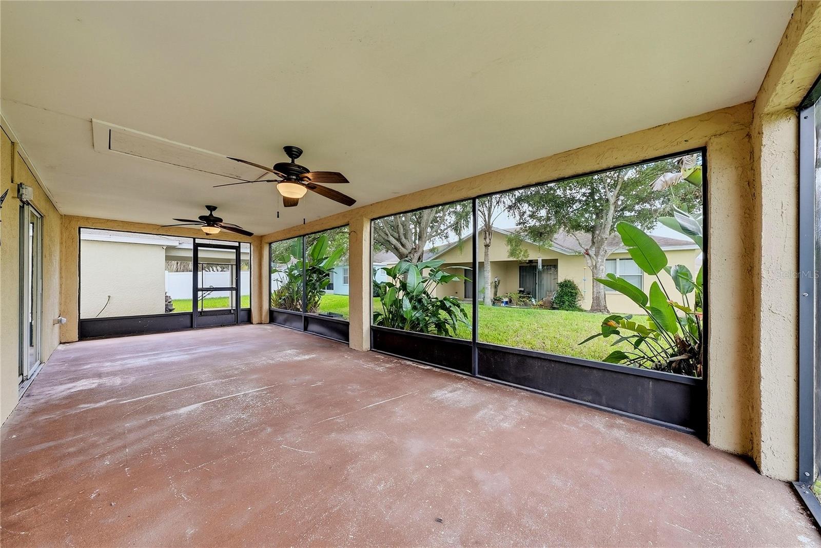 11441 Crestlake Village Property Photo 29