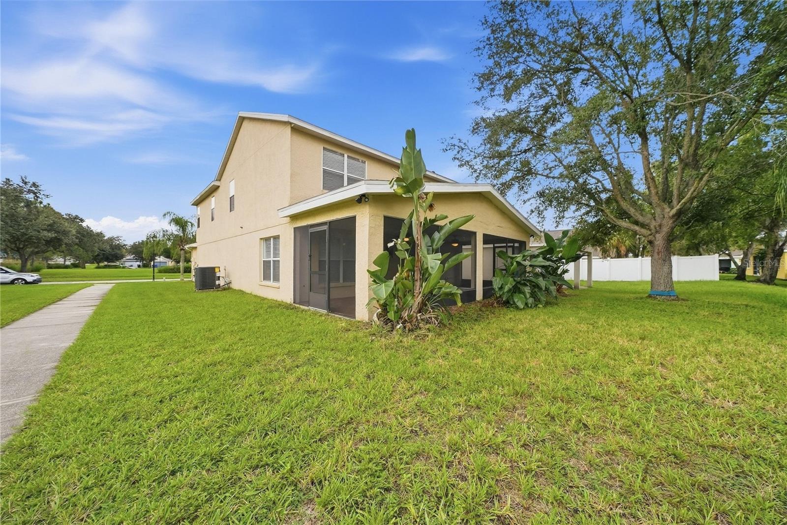 11441 Crestlake Village Property Photo 30