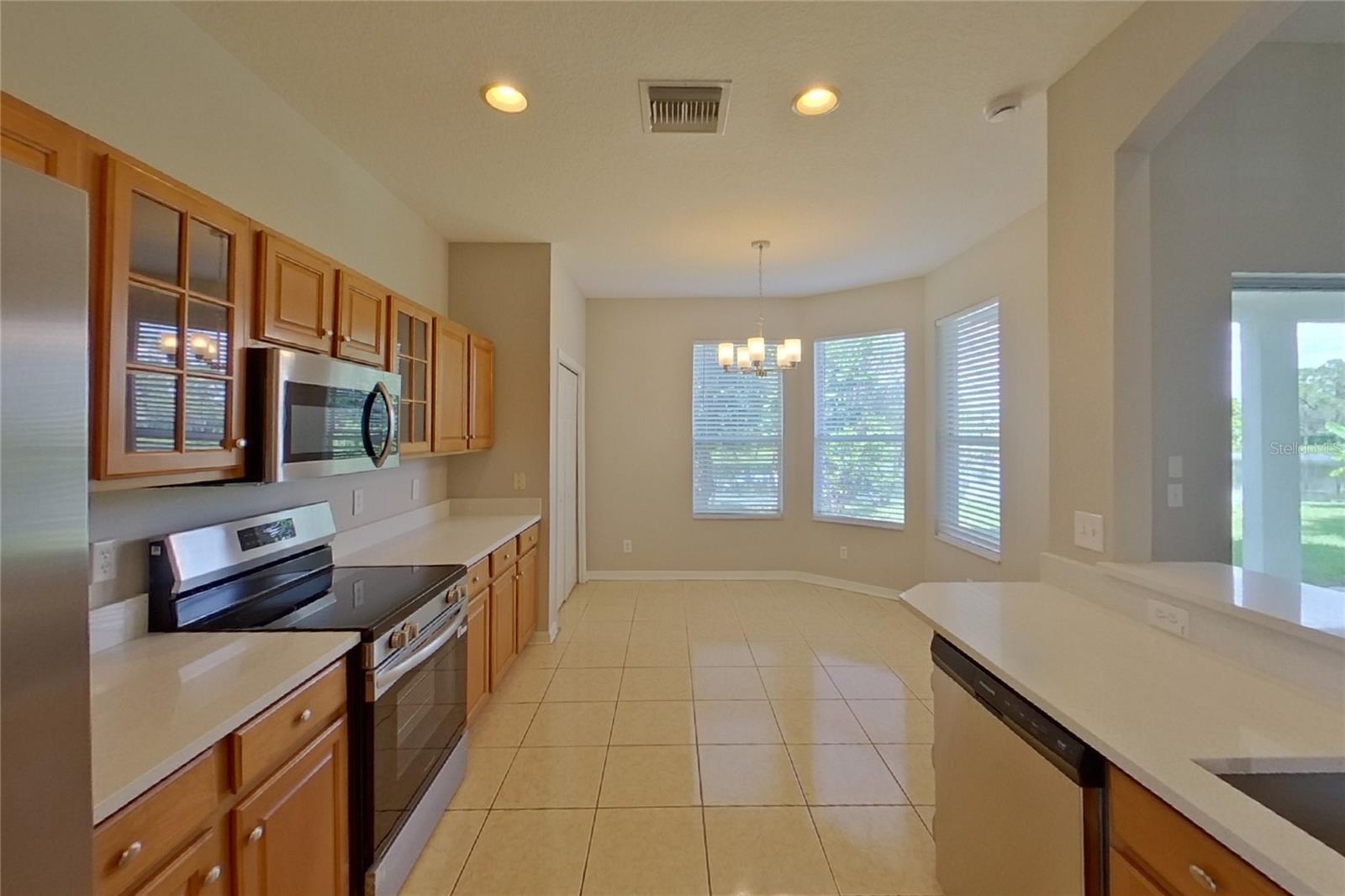 O6442517 Property Photo 7